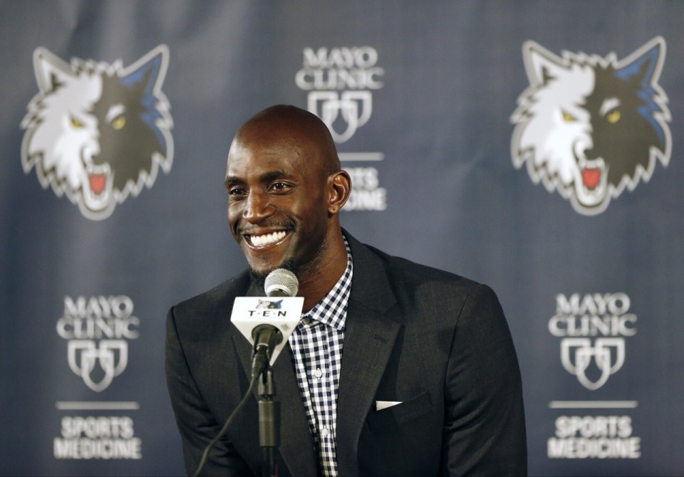 科莫利：已与DV9约定赛季结束再谈续约；冬窗目前还没特别计划（科莫利：与DV9约定赛季末再谈续约，冬窗暂无特别计划）