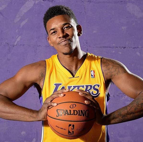 安东尼：很高兴进球，但更让我满意的是球队整体的表现（安东尼：进球让我开心，但更令我欣慰的是球队的整体发挥）