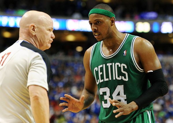 阿斯：皇马球员团结一致支持阿隆索，他们也知道自己态度不足（阿斯：皇马更衣室一致力挺阿隆索，并承认自身态度不够到位）