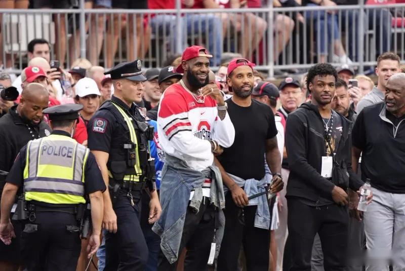 意媒：加蒂受到流感和高烧困扰，可能缺席欧冠客战博德闪耀（意媒：加蒂染流感并发高烧，恐无缘欧冠客场对阵博德闪耀）