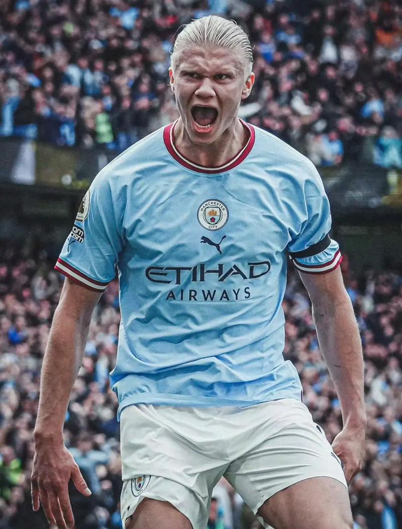 皇马更衣室内乱曝光，阿隆索希望3天后能赢曼城稳定军心（皇马更衣室风波曝光，阿隆索盼三天后击败曼城稳住军心）